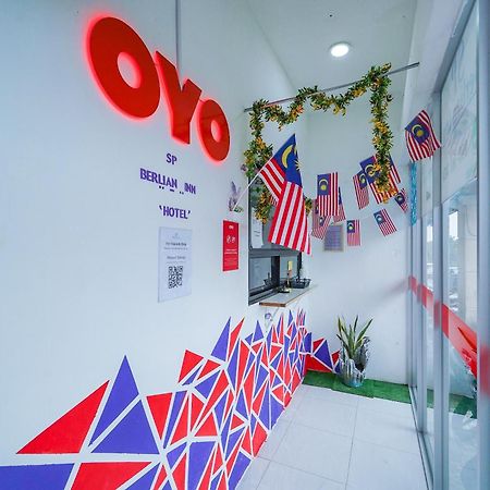 Oyo 89820 Sp Berlian Inn Sungai Petani Extérieur photo